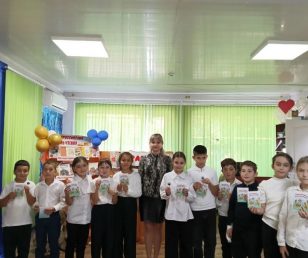 Час тихого чтения «Знакомимся с книжными новинками»