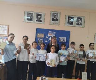 Час памяти «Летят в бессмертье журавли»
